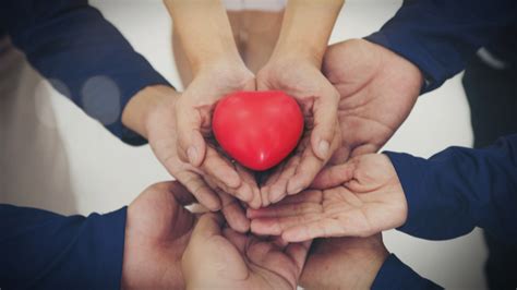 businesses working with charities|Benefits of Corporate Giving: Why Charity Partnerships Matter.